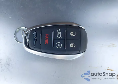 2021 Alfa Romeo Giulia Ti Rwd z USA, uszkodzony, nr VIN ZARFAMBNXM7644440